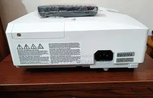HITACHI CP-X4015WN BRAND NEW 4000 ANSI LUMENS MULTIMEDIA PROJECTOR