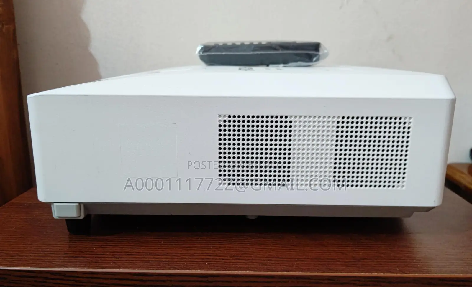 HITACHI CP-X4015WN BRAND NEW 4000 ANSI LUMENS MULTIMEDIA PROJECTOR