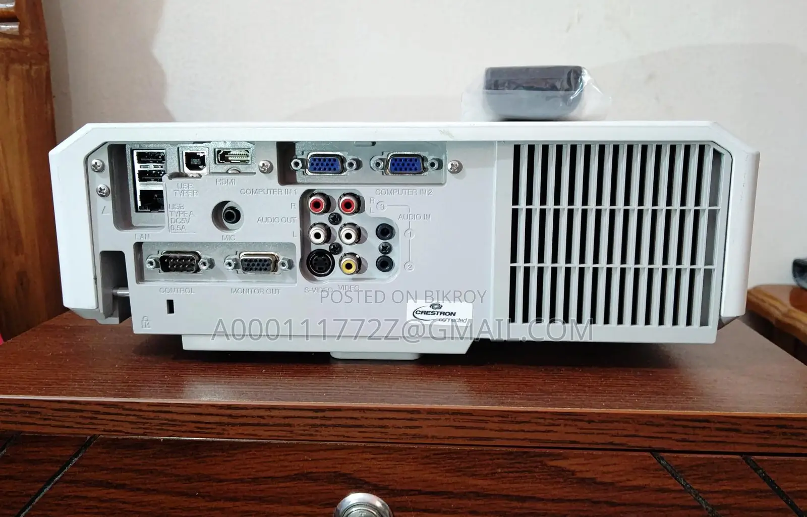 HITACHI CP-X4015WN BRAND NEW 4000 ANSI LUMENS MULTIMEDIA PROJECTOR