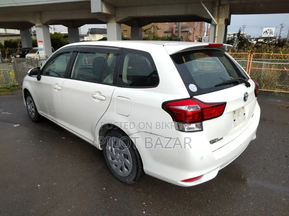 Toyota Fielder EX 2020