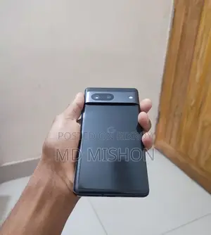Google Pixel 7 . (Used)