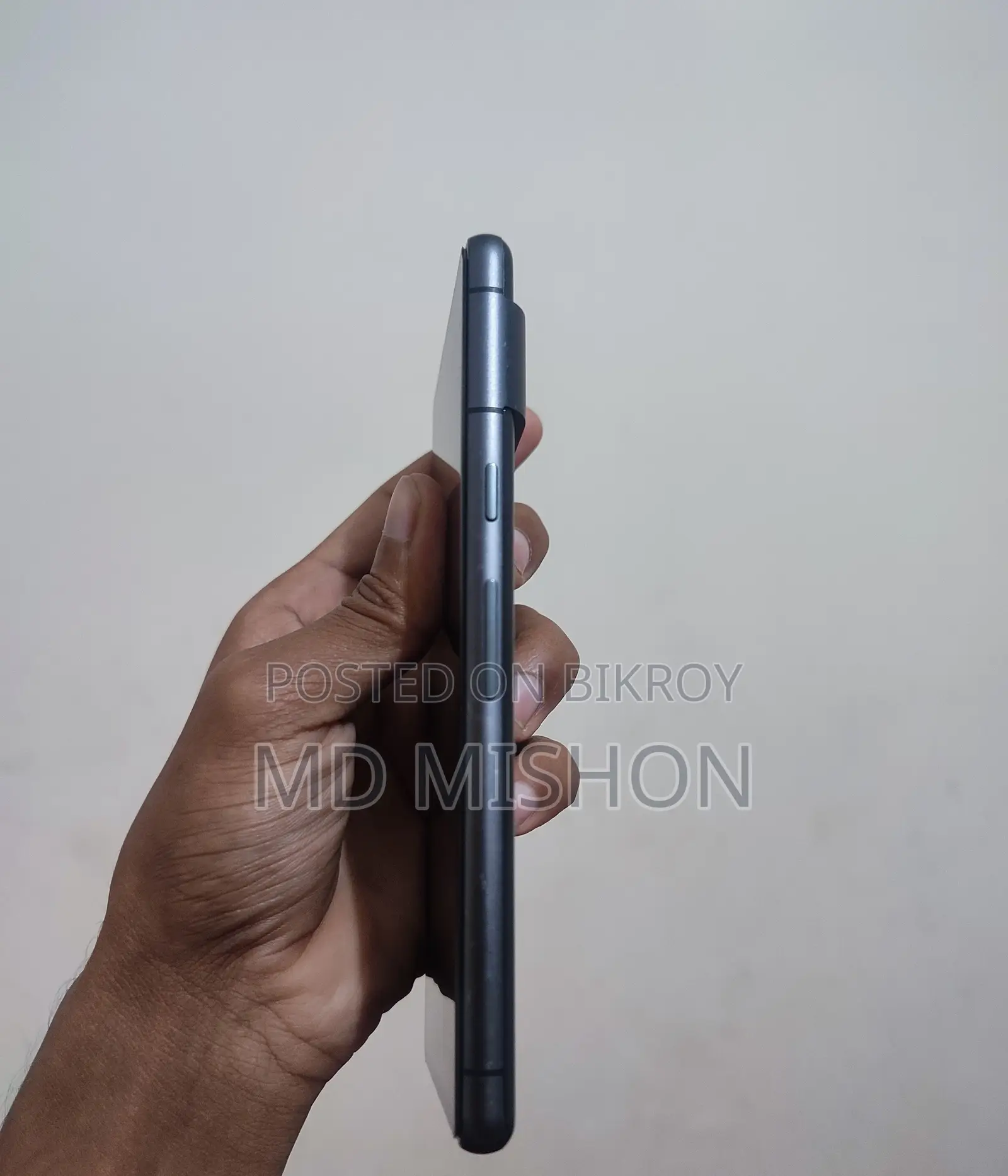 Google Pixel 7 . (Used)
