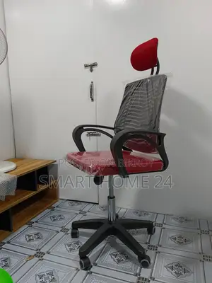 Office Chair with Headrest – Stylish Design & Maximum Comfort
