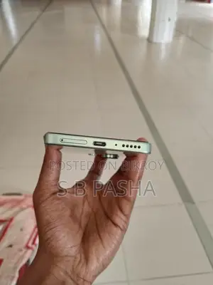 Xiaomi Redmi Note 13 . (Used)