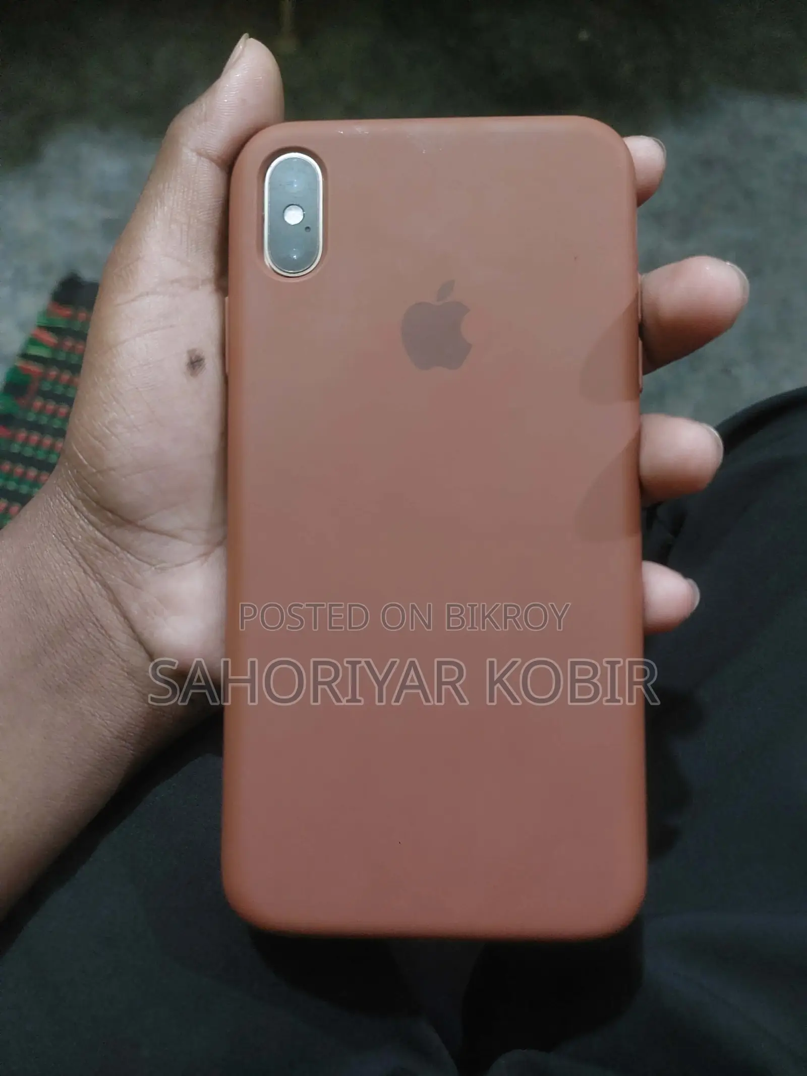Apple iPhone XS (Used)