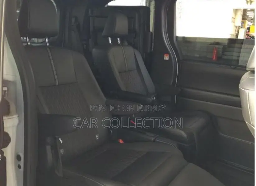 Toyota Noah SZ 2023