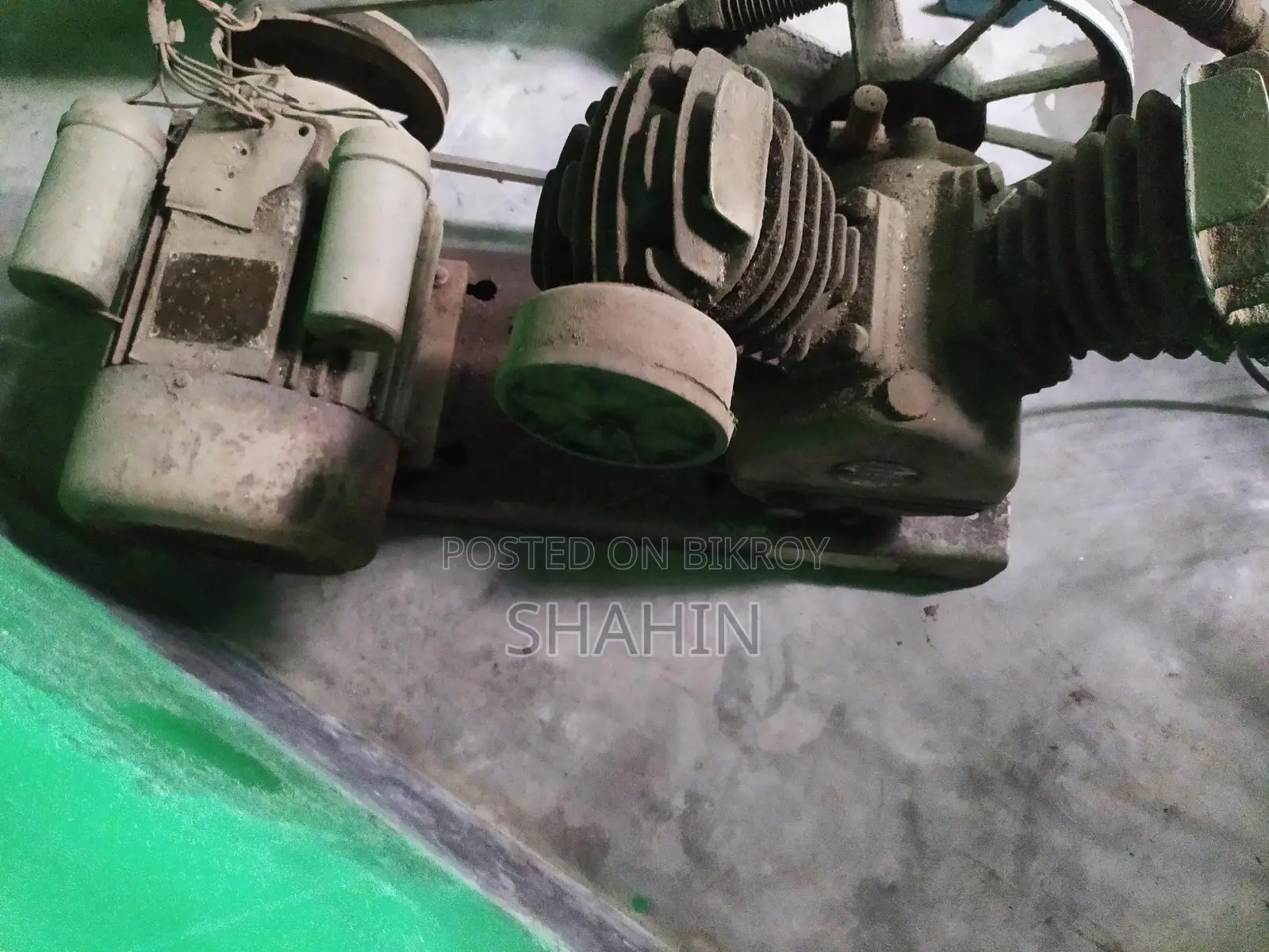 কম্প্রেসার বিক্রয় হবে।