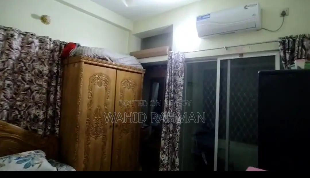 Ready Flat for Sale at Attractive Rate