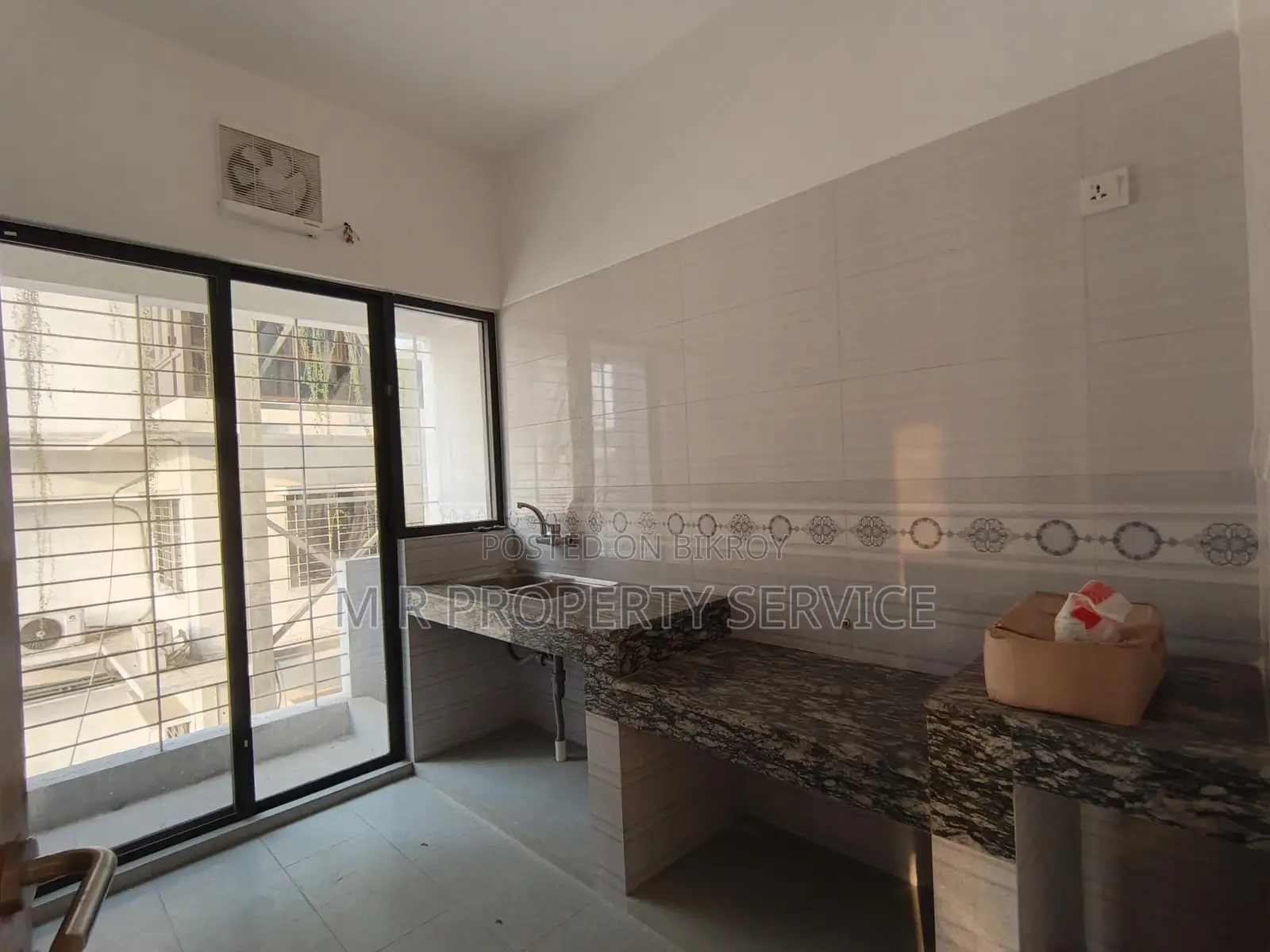 Banani Block-B Exclusive 1600 Sft Office Rent