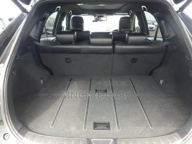 Toyota Harrier PREMIUM 4.5 NON HYB 2020