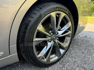 Lexus ES 300h F Sport 2021