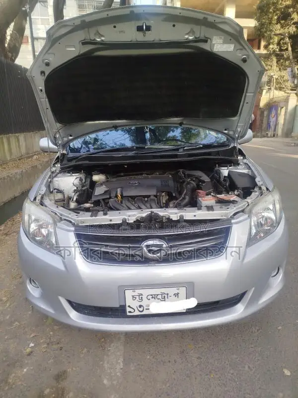 Toyota Fielder silver 2012