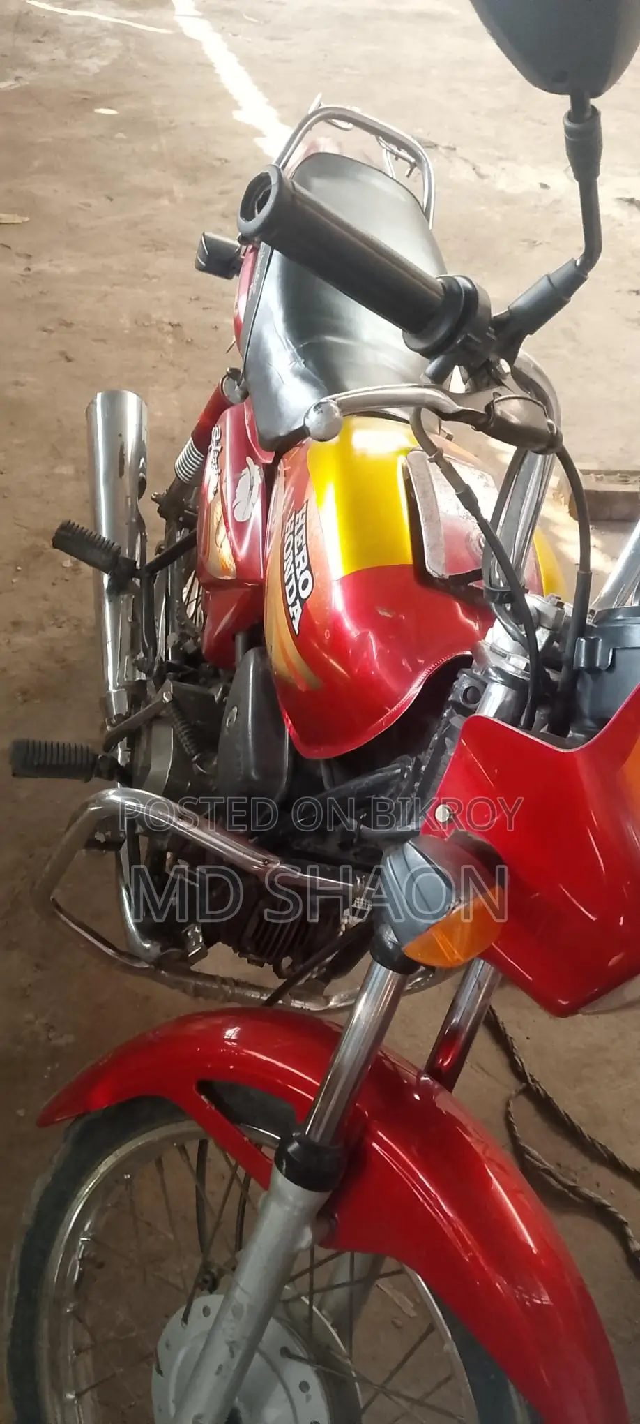 Hero Splendor Plus . 2016