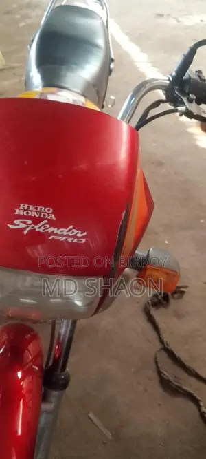 Hero Splendor Plus . 2016