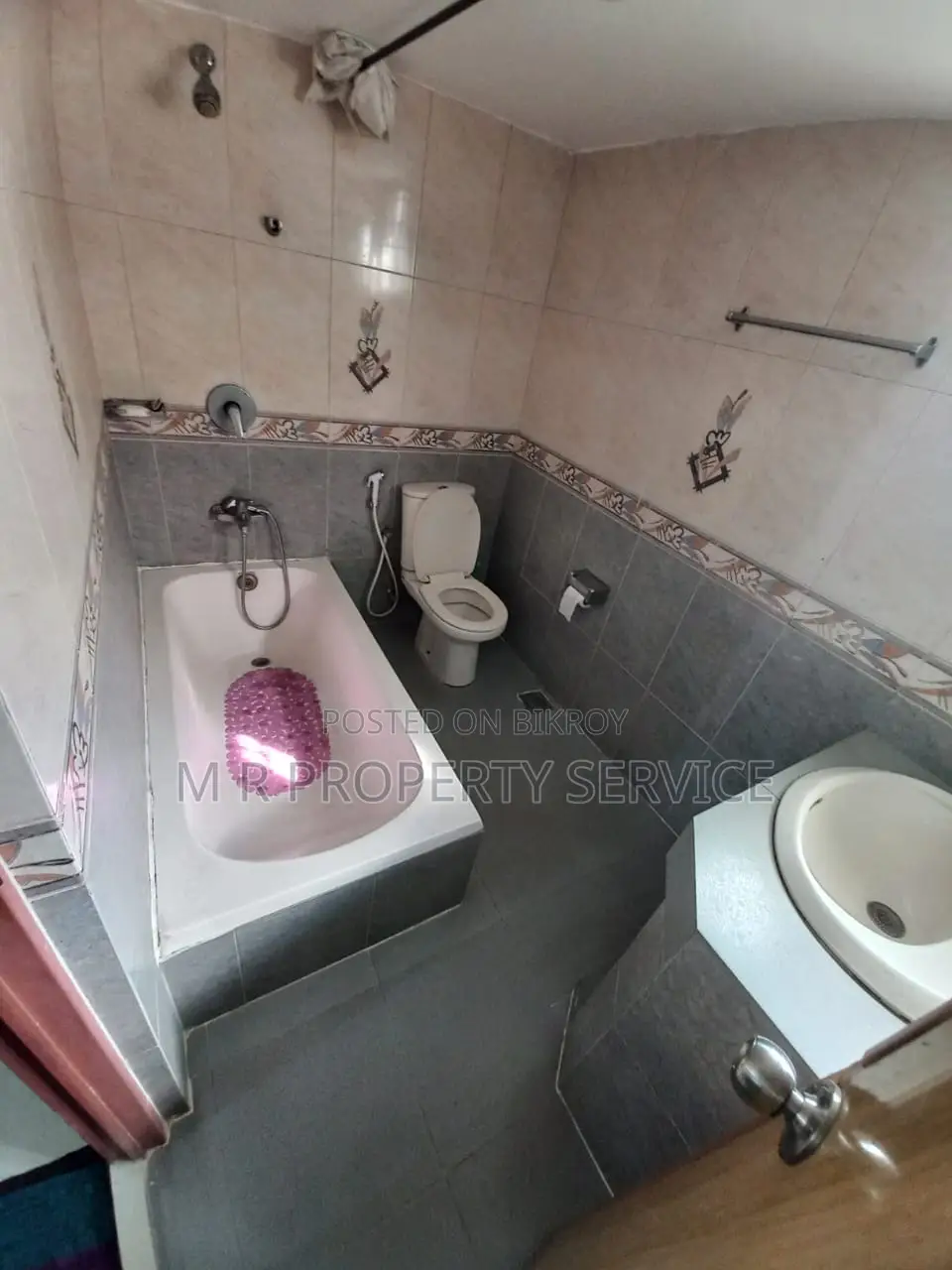 Expensive Fully Furnished Apartment Rent Gulshan