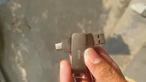 256 GB Pendrive