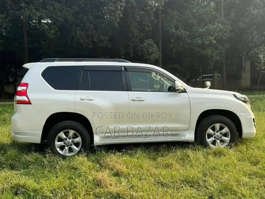 Toyota Prado TXL 7Seat Sunroof 2012