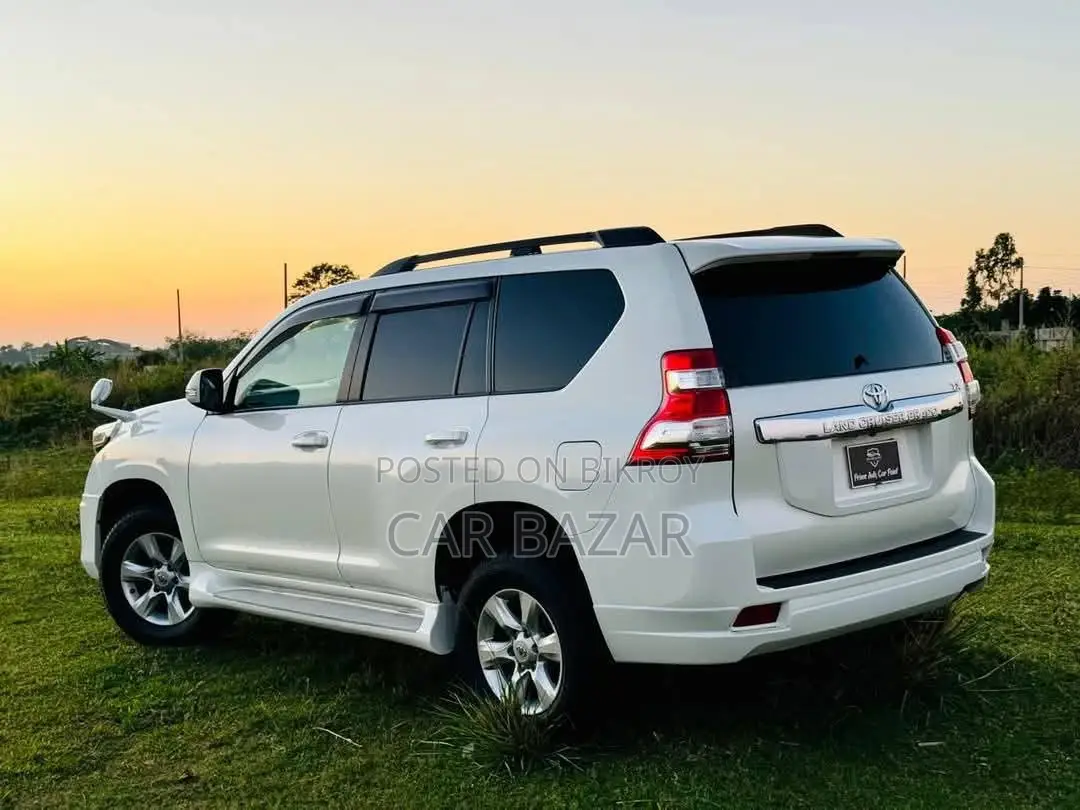Toyota Prado TXL 7Seat Sunroof 2012