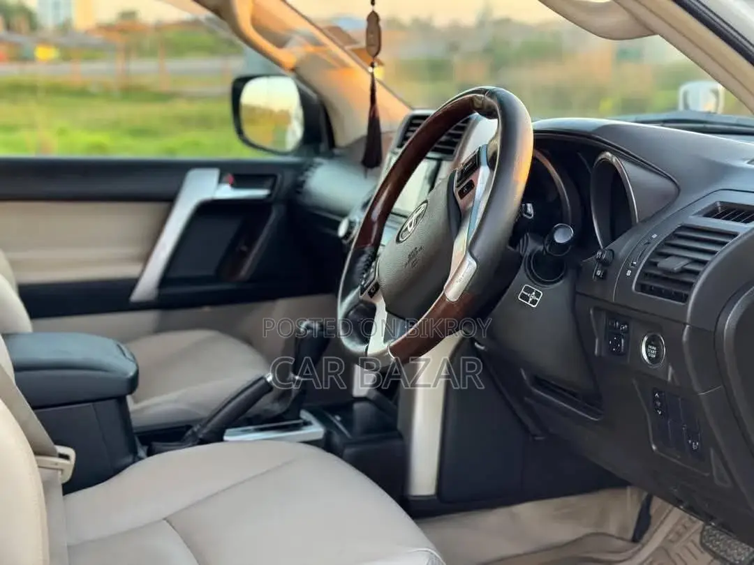 Toyota Prado TXL 7Seat Sunroof 2012