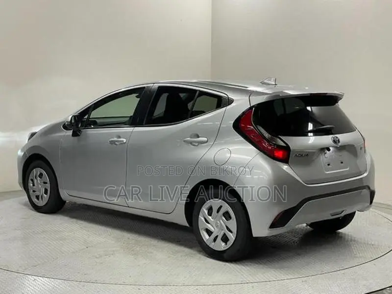 Toyota Aqua Hybrid X pre order 2021