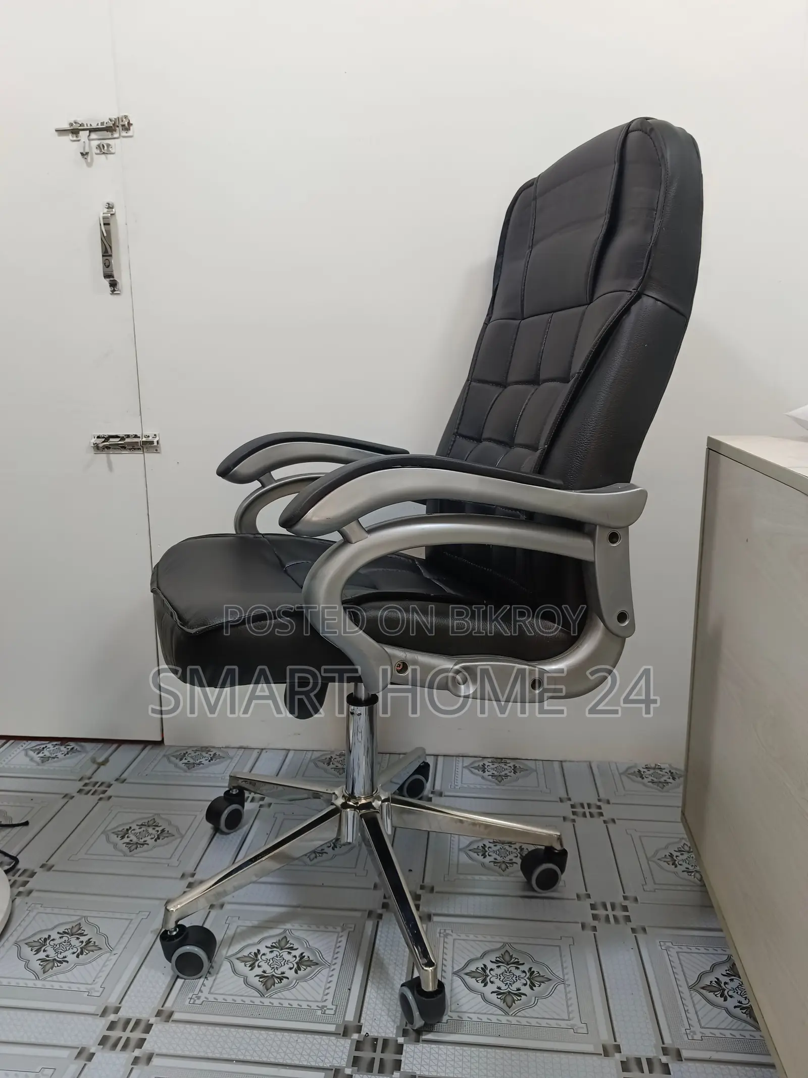 Premium High-Back Executive Office Chair – Maximum Comfort and Durability