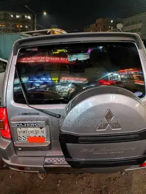 Mitsubishi Pajero v73 2002