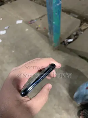 অ্যাপল আইফোন ১১ প্রো ফ্রেশ (ব্যবহৃত)