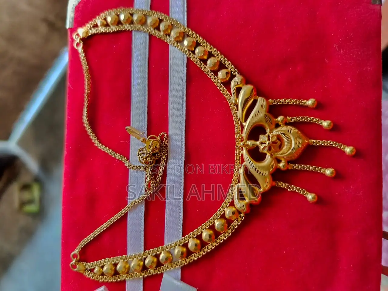 Necklace brought from Saudi Arabia.