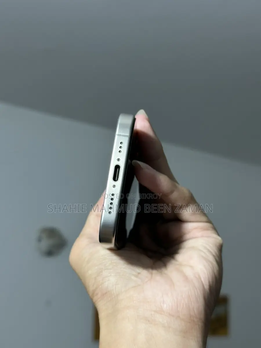 Apple iPhone 15 Pro 128GB With full box (Used)