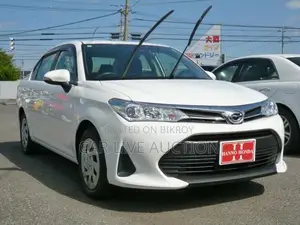 Toyota Axio HYBRID 2021