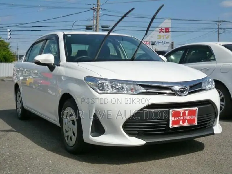 Toyota Axio HYBRID 2021