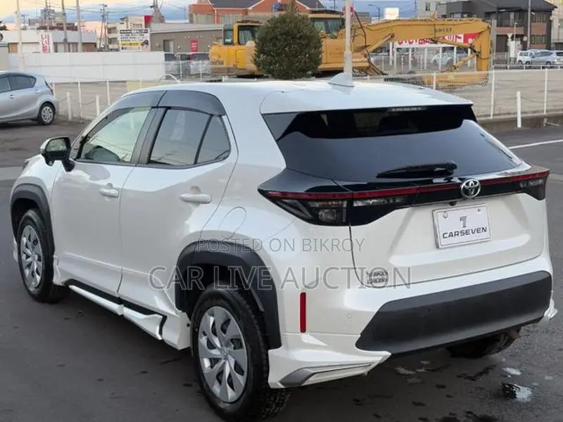 Toyota Yaris Cross Hybrid X 2021