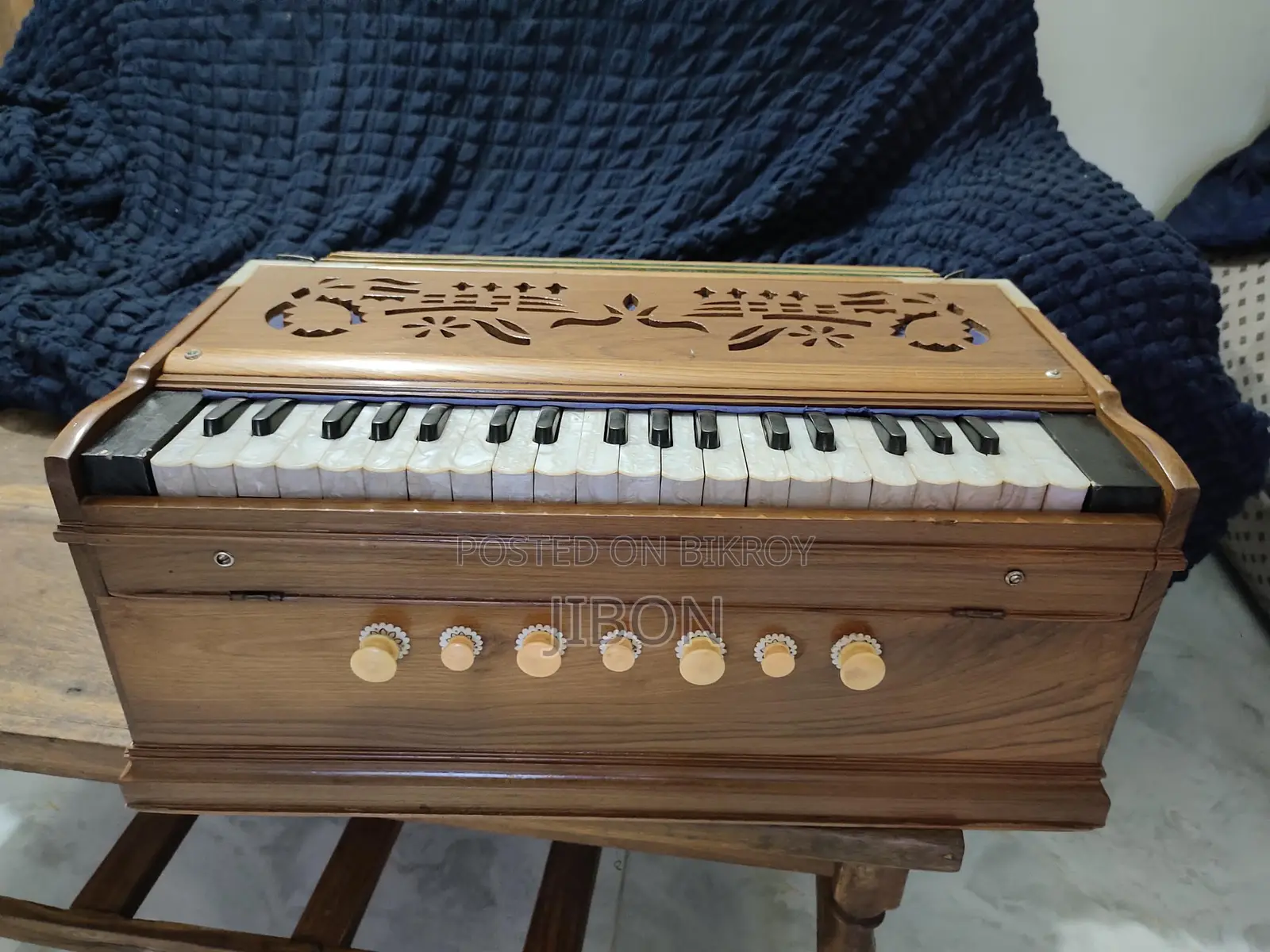 Teak Wood Harmonium