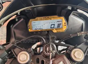 Yamaha R15 V3 Movistar . 2020