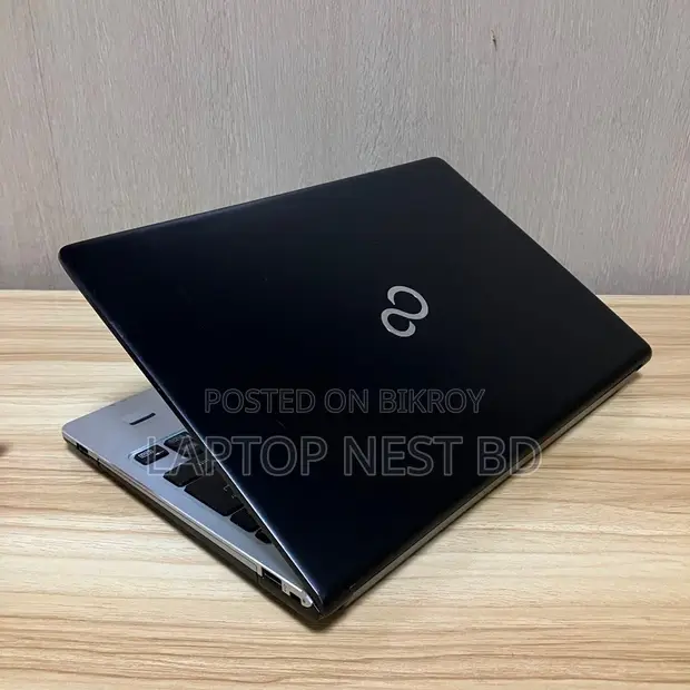 Fujitsu Lifebook S938 Core i5 8th Gen 8GB RAM 256GB SSD for sale