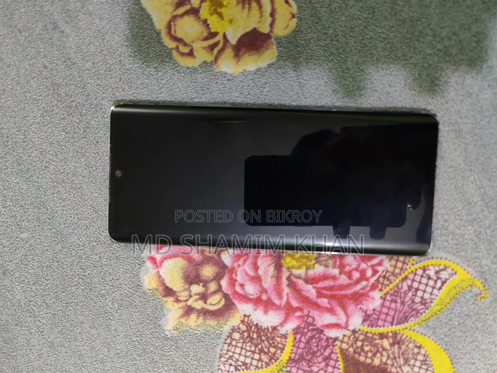 LG Velvet 5G . (Used)