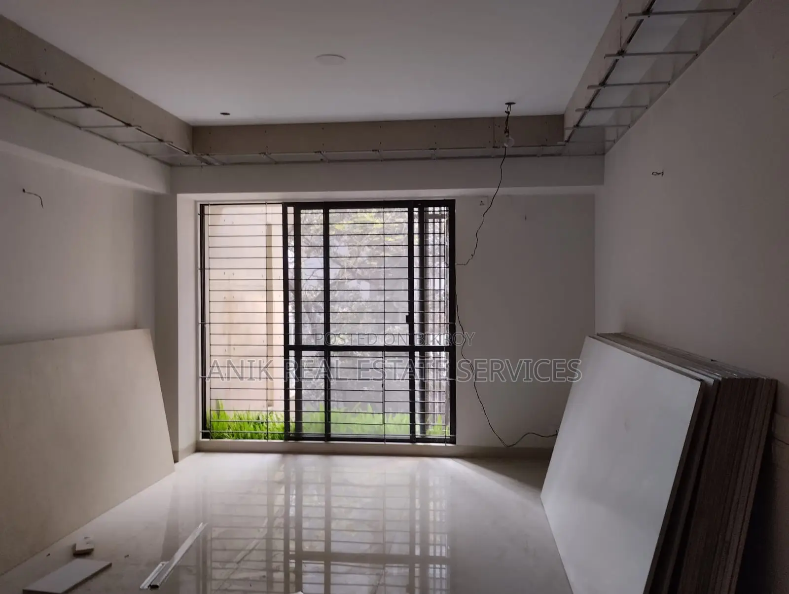 বনানী নর্থে নতুন ভালো মানের ৩ বেডরুমের আনফার্নিশড ফ্ল্যাট ভাড়া