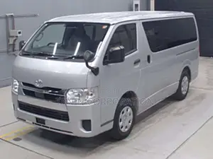 Toyota Hiace GL Dual AC TRH 2021