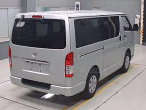 Toyota Hiace GL Dual AC TRH 2021