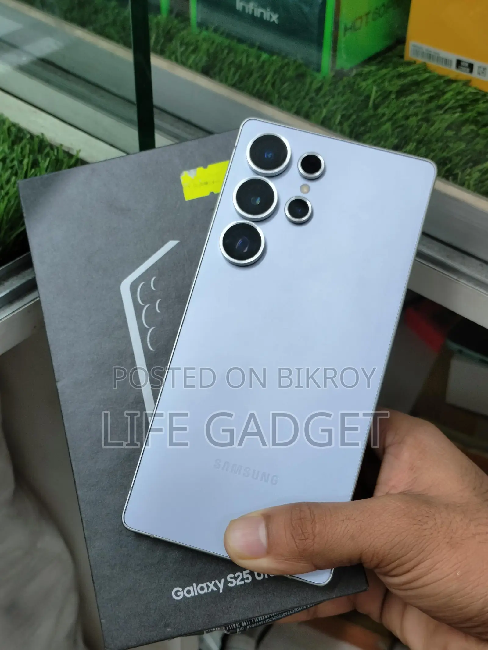 Samsung Galaxy S25 Ultra . (Used)
