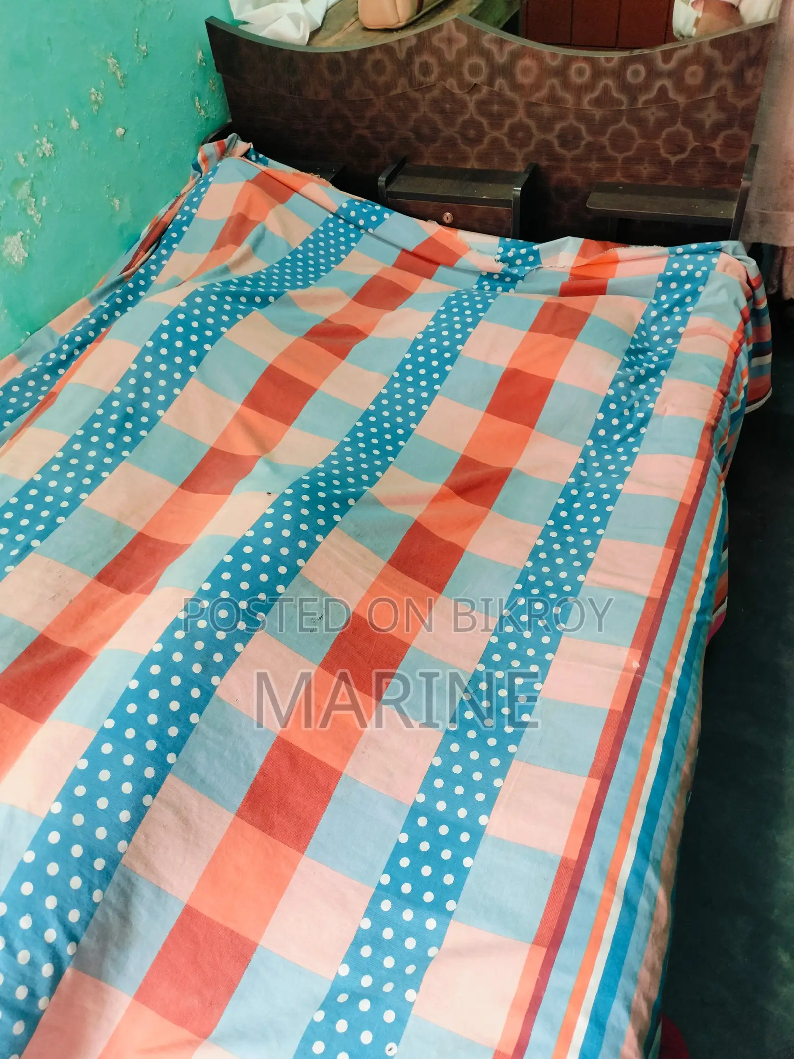 Semi Double Bed