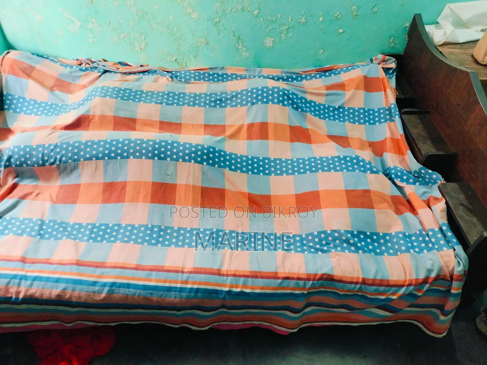 Semi Double Bed