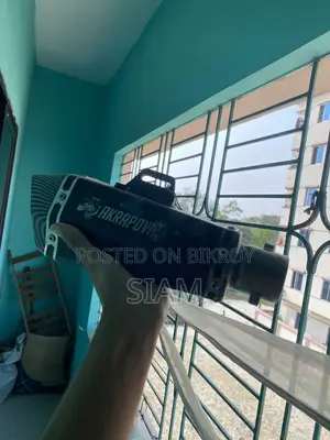 Akrapovic r7