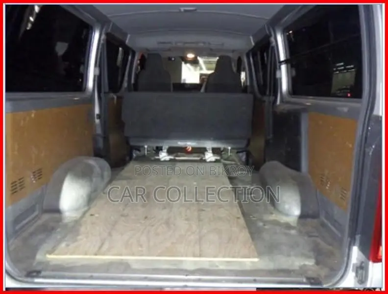 Toyota Hiace GL অ্যাম্বুলেন্স ২০২১