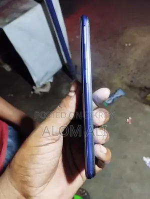 Realme XT (Used)