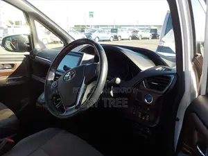 Toyota Esquire Gi Premium Package 2020