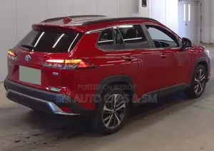 টয়োটা করোলা ক্রস জেড রেড ওয়াইন হার্ডটপ ২০২১