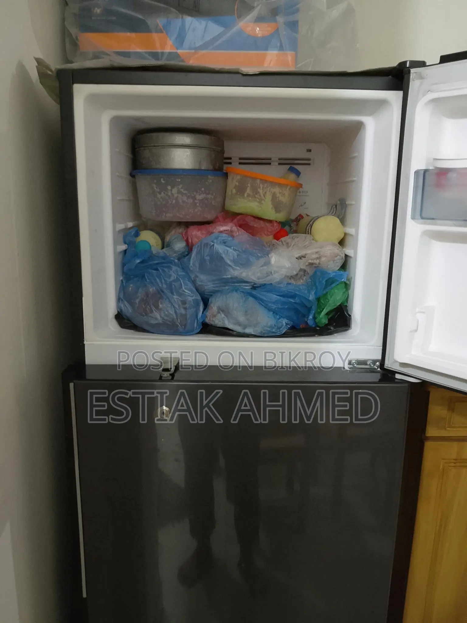 Hitachi refrigerator R-H350P7PBK (BBK)