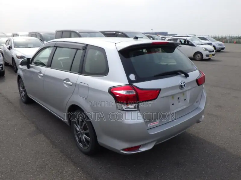 Toyota Fielder EX HYBRID PUSH START 2020