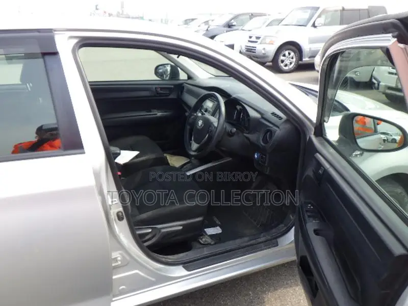 Toyota Fielder EX HYBRID PUSH START 2020